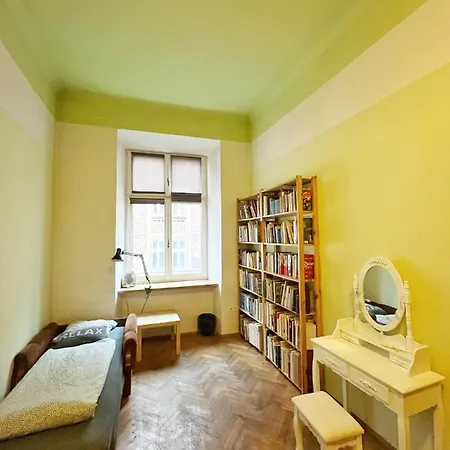 Old Town Wielopole Apartment